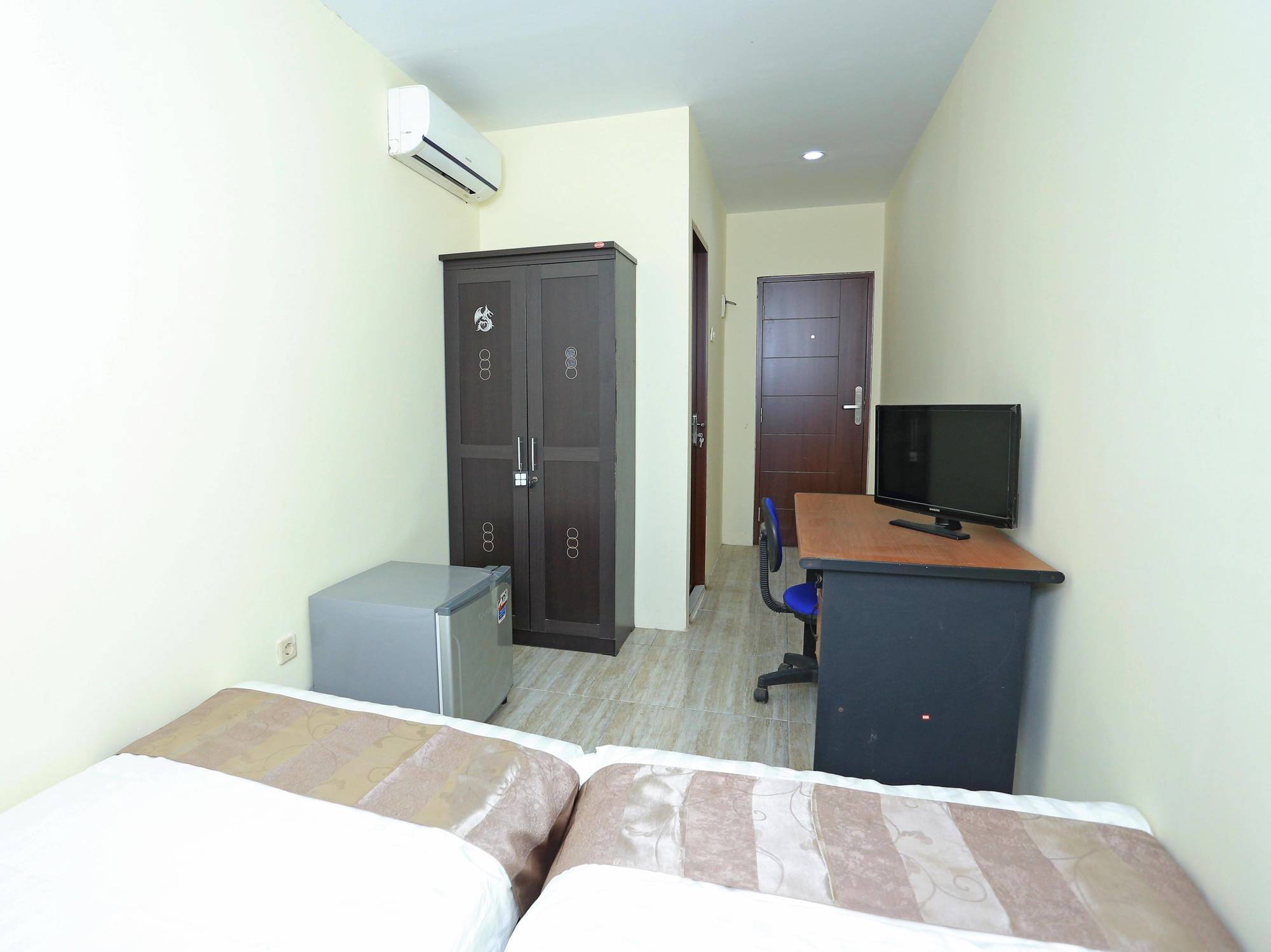 Ds Colive Siliwangi Otel Semarang Dış mekan fotoğraf